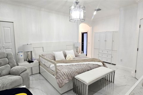 Villa ou maison à vendre à Miami, Floride: 3 chambres, 133.78 m2 № 2062623 - photo 12