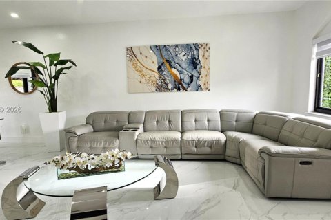 Villa ou maison à vendre à Miami, Floride: 3 chambres, 133.78 m2 № 2062623 - photo 4
