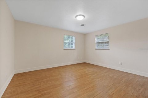 Villa ou maison à vendre à Zephyrhills, Floride: 2 chambres, 116.69 m2 № 2314226 - photo 16
