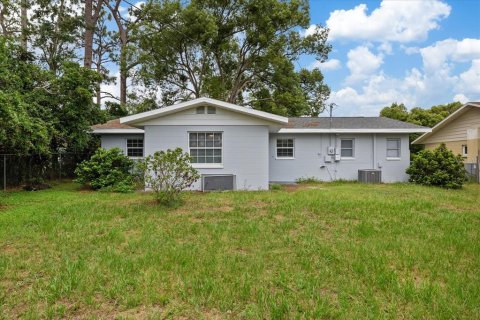 Villa ou maison à vendre à Zephyrhills, Floride: 2 chambres, 116.69 m2 № 2314226 - photo 28