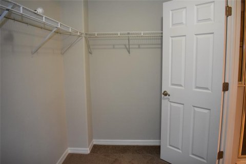 House in Mount Dora, Florida 4 bedrooms, 201.13 sq.m. № 1903352 - photo 21