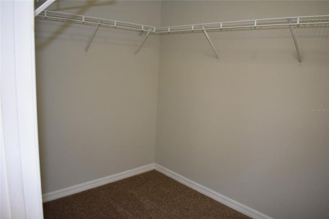 House in Mount Dora, Florida 4 bedrooms, 201.13 sq.m. № 1903352 - photo 20