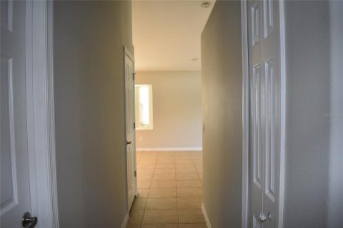House in Mount Dora, Florida 4 bedrooms, 201.13 sq.m. № 1903352 - photo 30