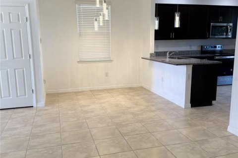 Villa ou maison à louer à Kissimmee, Floride: 3 chambres, 197.7 m2 № 2119003 - photo 6