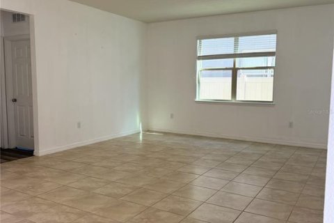 Villa ou maison à louer à Kissimmee, Floride: 3 chambres, 197.7 m2 № 2119003 - photo 3