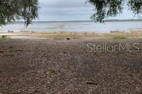 House in Keystone Heights, Florida 3 bedrooms, 146.32 sq.m. № 1903032 - photo 3