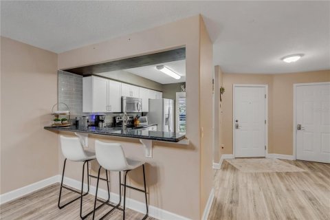 Townhouse in Port Orange, Florida 3 bedrooms, 150.32 sq.m. № 2102142 - photo 7