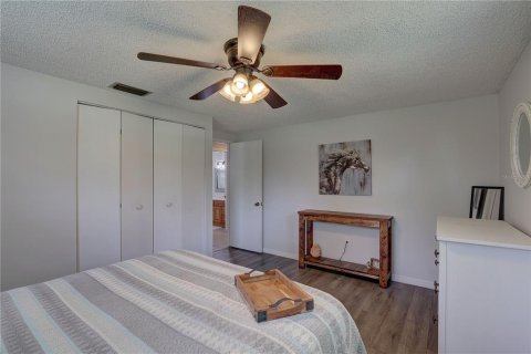 Casa en venta en Odessa, Florida, 4 dormitorios, 154.96 m2 № 2356763 - foto 27