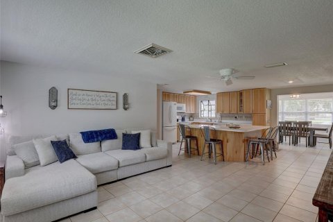 Casa en venta en Odessa, Florida, 4 dormitorios, 154.96 m2 № 2356763 - foto 9