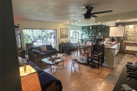 Copropriété à vendre à Clearwater, Floride: 3 chambres, 118.91 m2 № 1841515 - photo 6