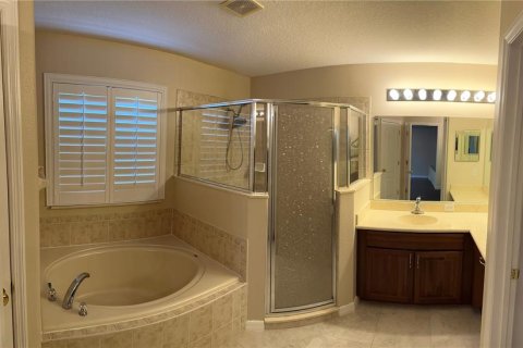 House in Ocoee, Florida 4 bedrooms, 288.74 sq.m. № 1912343 - photo 15