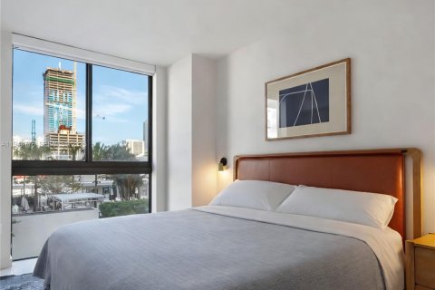 Condo in Miami, Florida, 1 bedroom  № 2060204