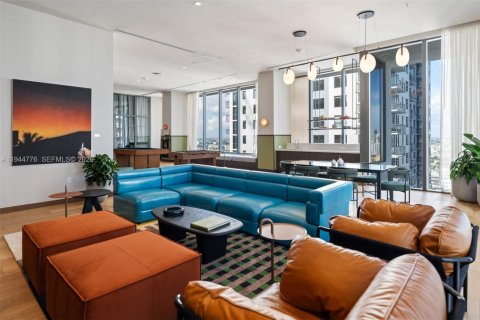 Condo in Miami, Florida, 1 bedroom  № 2060204 - photo 19