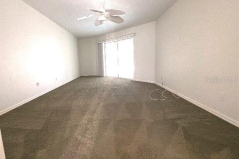 Villa ou maison à vendre à North Port, Floride: 3 chambres, 174.84 m2 № 2092551 - photo 6