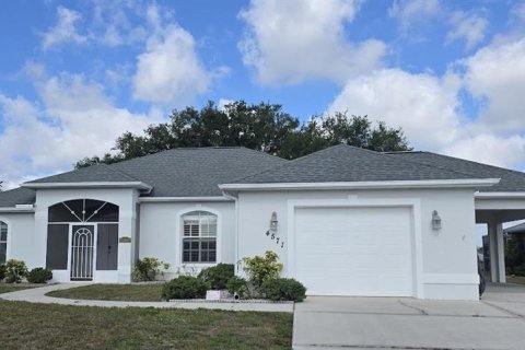 Villa ou maison à North Port, Floride 3 chambres, 174.84 m2 № 2092551
