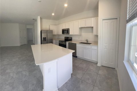 Adosado en alquiler en Kissimmee, Florida, 3 dormitorios, 161.46 m2 № 1883541 - foto 5