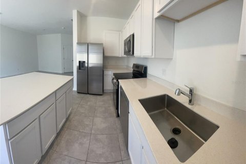 Adosado en alquiler en Kissimmee, Florida, 3 dormitorios, 161.46 m2 № 1883541 - foto 6