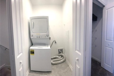 Adosado en alquiler en Kissimmee, Florida, 3 dormitorios, 161.46 m2 № 1883541 - foto 18