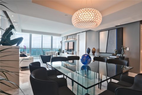 Condo in Miami, Florida, 2 bedrooms № 2088660 - photo 15