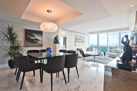 Condo in Miami, Florida, 2 bedrooms № 2088660