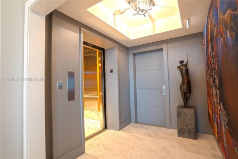 Condo in Miami, Florida, 2 bedrooms № 2088660 - photo 6