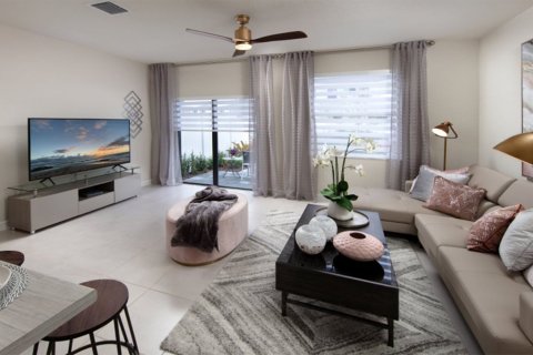 Townhouse in PINE VISTA
 in Homestead, Florida 3 bedrooms, 143 sq.m. № 63495 - photo 1