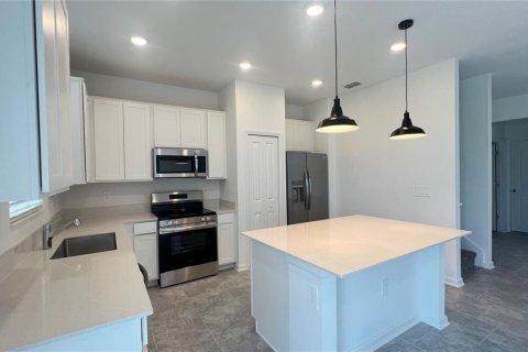 Touwnhouse à louer à Davenport, Floride: 3 chambres, 174.01 m2 № 2091422 - photo 6
