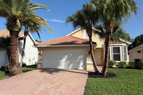 Villa ou maison à Port St. Lucie, Floride 3 chambres, 131.09 m2 № 2248095