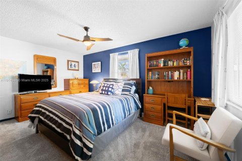 Casa en venta en Plantation, Florida, 3 dormitorios, 218.69 m2 № 1970564 - foto 17