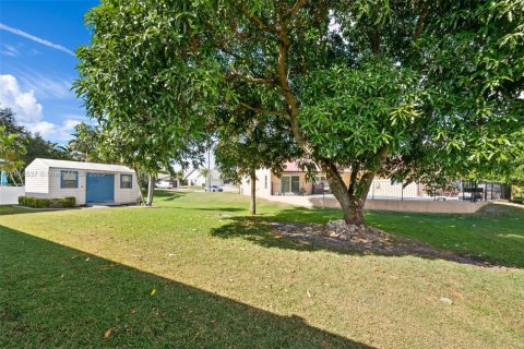 Casa en venta en Plantation, Florida, 3 dormitorios, 218.69 m2 № 1970564 - foto 24