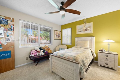 Casa en venta en Plantation, Florida, 3 dormitorios, 218.69 m2 № 1970564 - foto 14