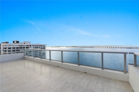 Condominio en venta en Miami, Florida, 3 dormitorios, 194.07 m2 № 2028570 - foto 6