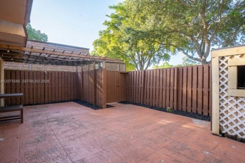 Adosado en venta en Greenacres, Florida, 3 dormitorios, 138.24 m2 № 2313998 - foto 5