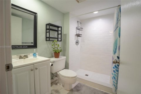 Adosado en venta en Greenacres, Florida, 3 dormitorios, 138.24 m2 № 2313998 - foto 8