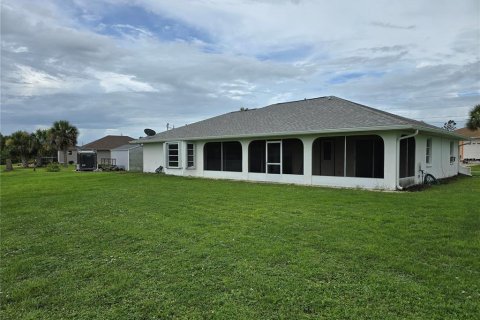 Villa ou maison à louer à Port Charlotte, Floride: 3 chambres, 152.82 m2 № 1814954 - photo 15