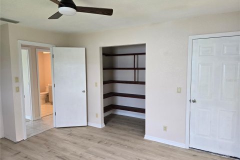 Villa ou maison à louer à Port Charlotte, Floride: 3 chambres, 152.82 m2 № 1814954 - photo 11