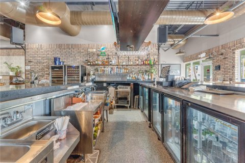 Immobilier commercial à vendre à Miami, Floride № 2036368 - photo 13