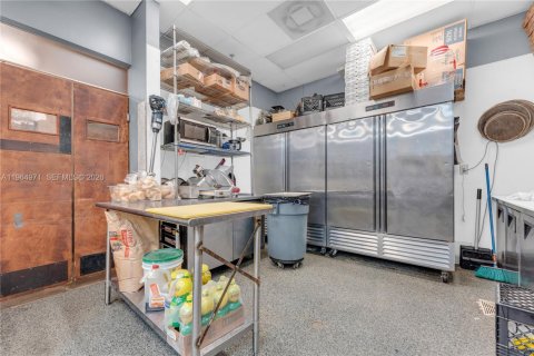 Immobilier commercial à vendre à Miami, Floride № 2036368 - photo 16