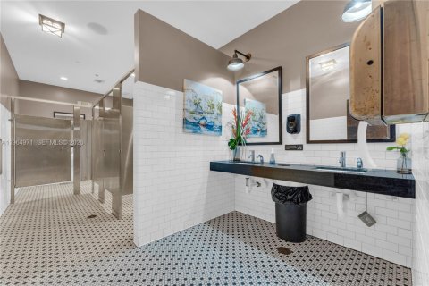 Immobilier commercial à vendre à Miami, Floride № 2036368 - photo 29