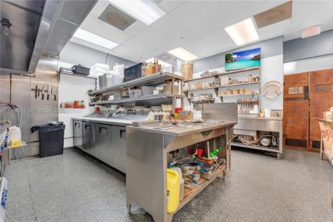 Immobilier commercial à vendre à Miami, Floride № 2036368 - photo 19