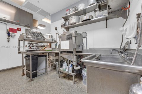 Immobilier commercial à vendre à Miami, Floride № 2036368 - photo 21