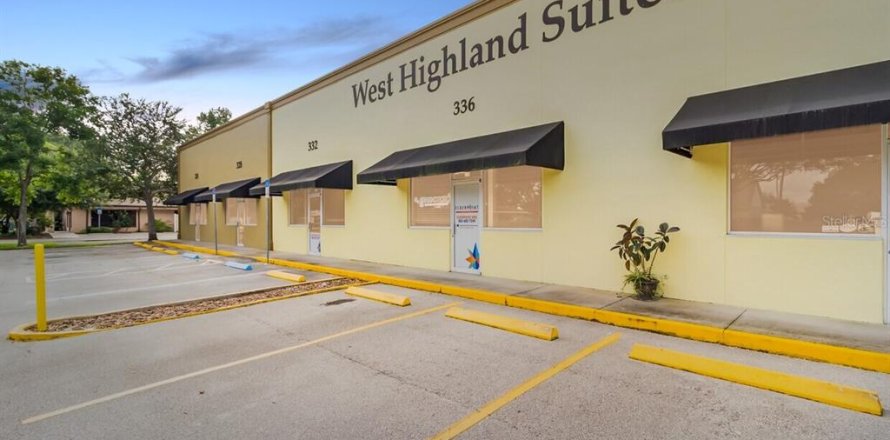 Immobilier commercial à Lakeland, Floride 766.44 m2 № 2404688