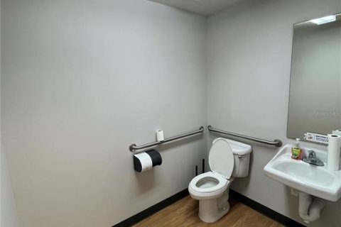 Immobilier commercial à louer à Lakeland, Floride: 766.44 m2 № 2404688 - photo 12