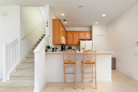 Townhouse in Orlando, Florida 2 bedrooms, 192.68 sq.m. № 2216976 - photo 3