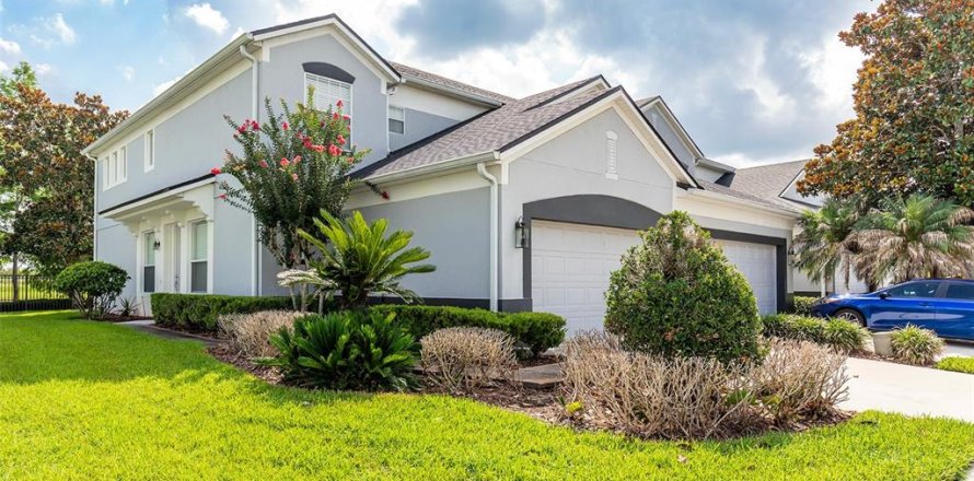 Townhouse in Orlando, Florida 2 bedrooms, 192.68 sq.m. № 2216976