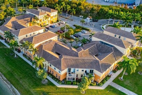 Condominio en alquiler en Miami, Florida, 2 dormitorios, 111.95 m2 № 2057877 - foto 24