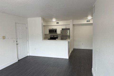 Condo in Homestead, Florida, 2 bedrooms  № 2153144 - photo 19