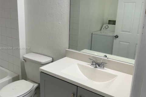 Condo in Homestead, Florida, 2 bedrooms  № 2153144 - photo 10
