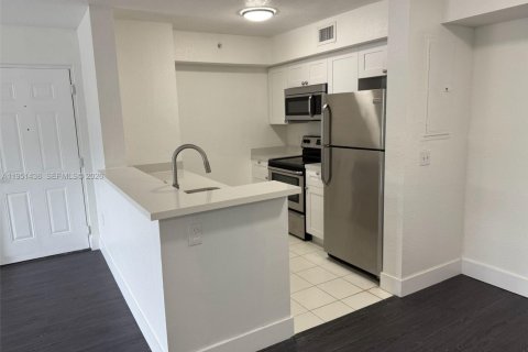Condo in Homestead, Florida, 2 bedrooms  № 2153144 - photo 15