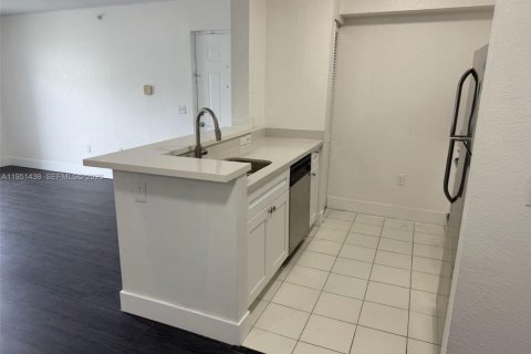 Condo in Homestead, Florida, 2 bedrooms  № 2153144 - photo 14